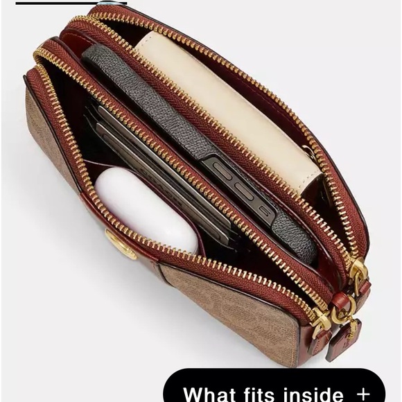 LIKE NEW COACH KIRA CROSSBODY with signature canvas. - Picture 11 of 12